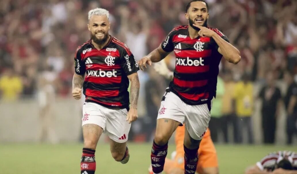 Flamengo tem dois gols anulados, mas empata com o Fluminense e é campeão carioca