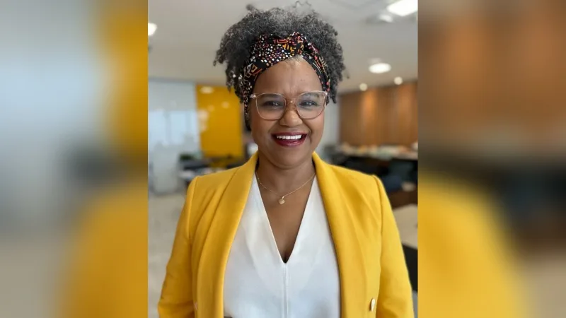 Superintendente Cristiane Maria do Banco do Brasil em ambiente corporativo