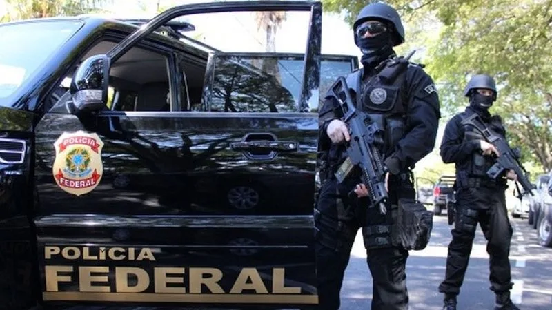 Viaturas da Polícia Federal em operação ostensiva no Rio Grande do Norte.