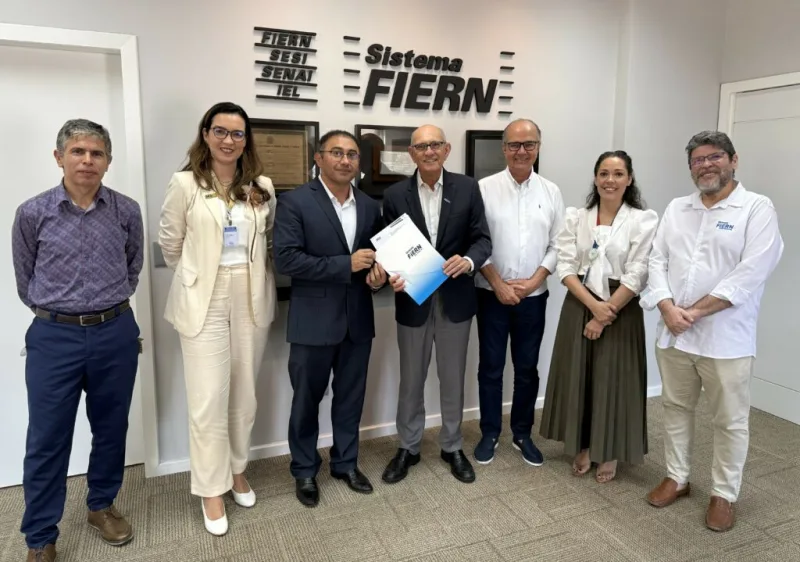 Assinatura do convênio entre SESI-RN e MPT-RN.