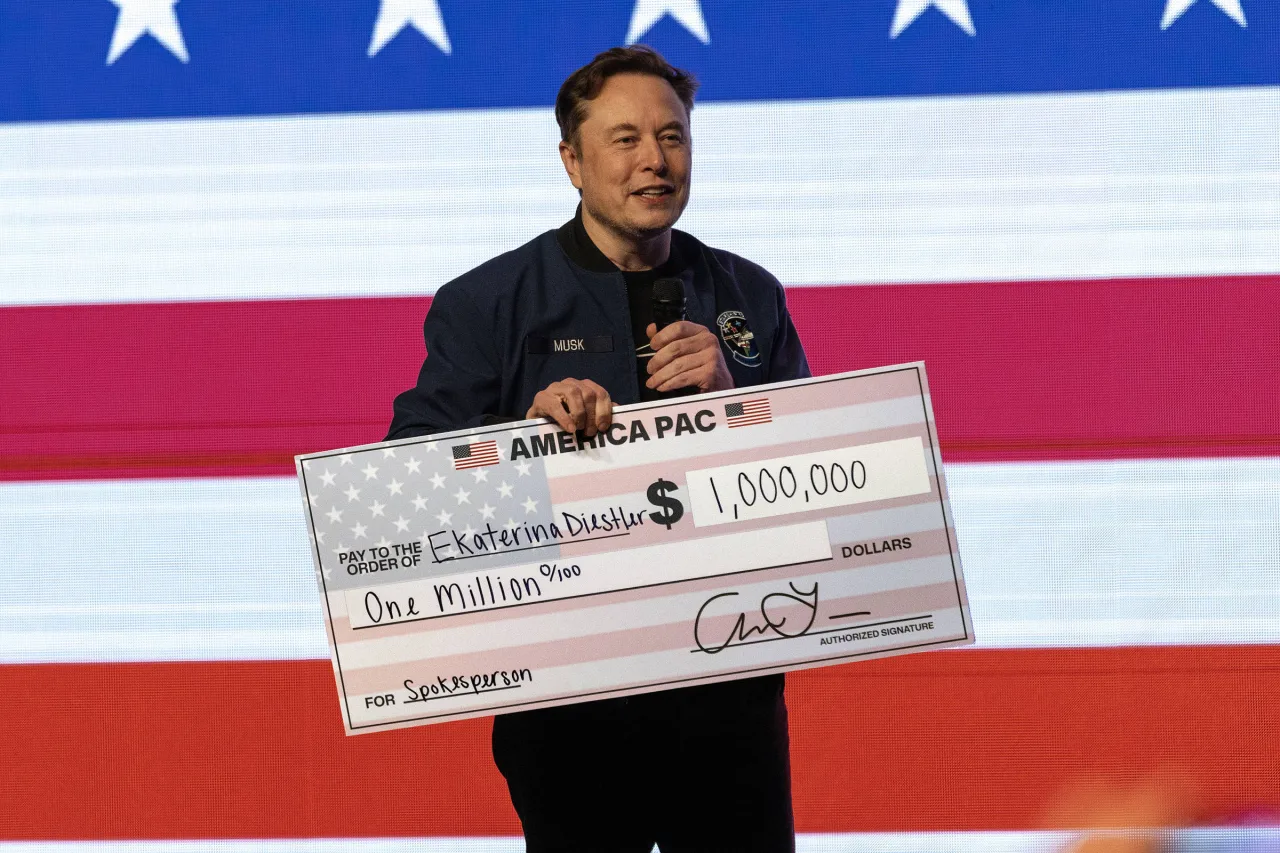Elon Musk em evento público relacionado ao Partido Republicano.