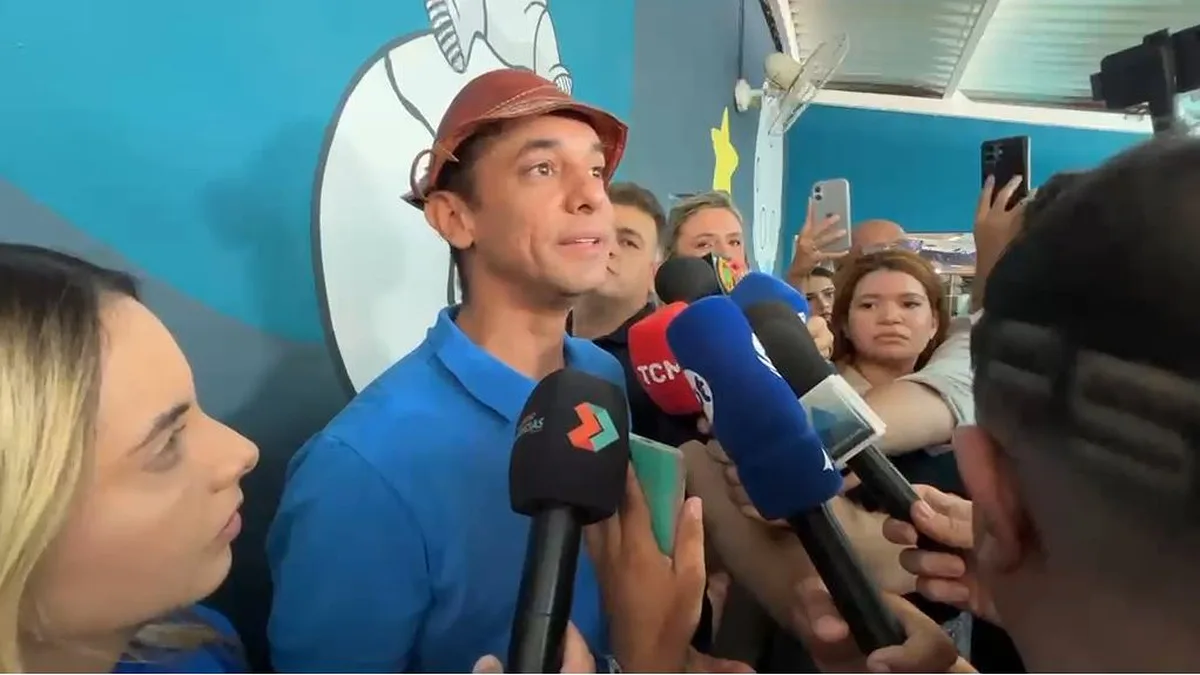 Candidato Allyson Bezerra votando nas eleições de 2026 no Rio Grande do Norte