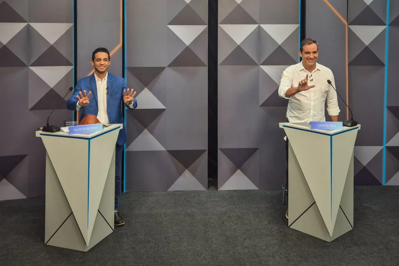 Debate eleitoral com Allyson Bezerra e Cadu de Lula em 23 de outubro de 2026.