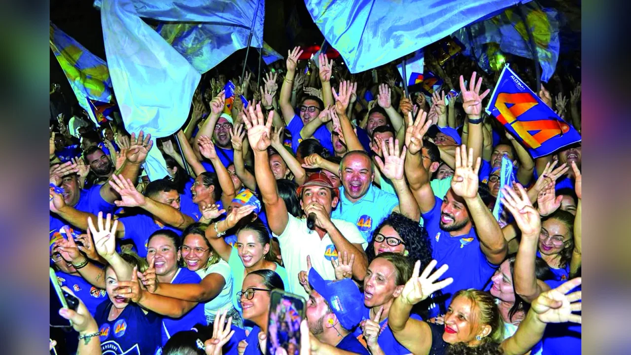Candidato Allyson Bezerra em caminhada política.