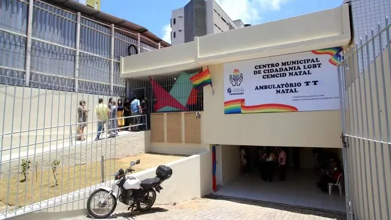 Fachada de unidade de saúde pública em Natal.