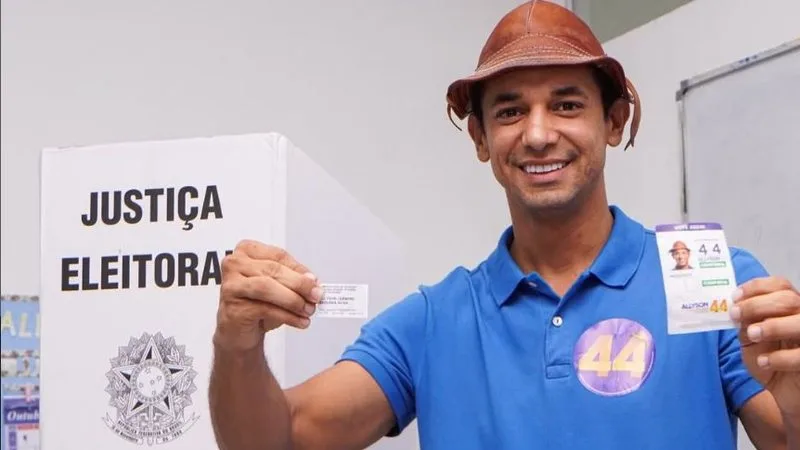 Allyson Bezerra discursando após o resultado das Eleições 2026.