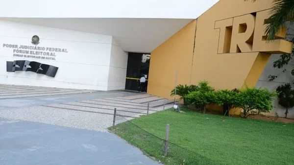 Fachada do Fórum Eleitoral J. M. de Carvalho Santos em Natal.