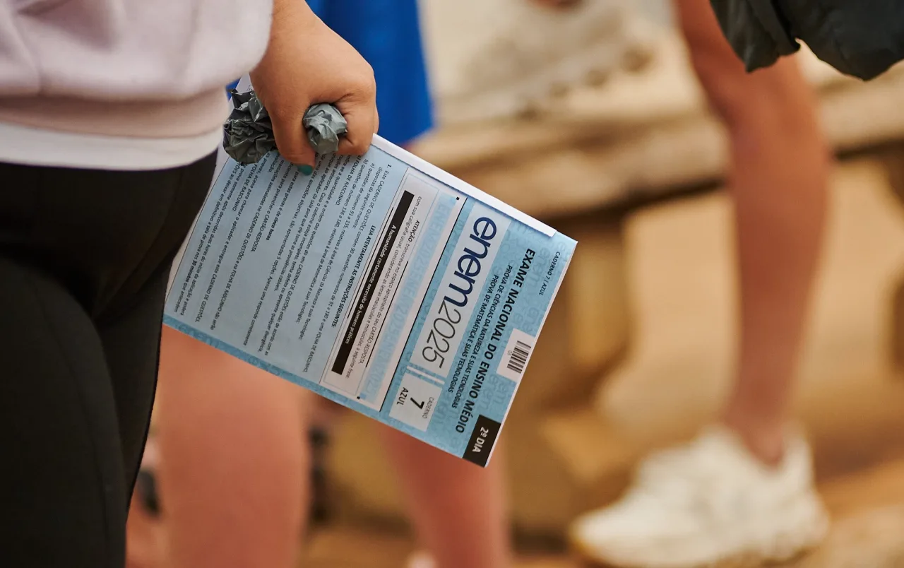 Estudantes se preparando para as provas do Enem 2026