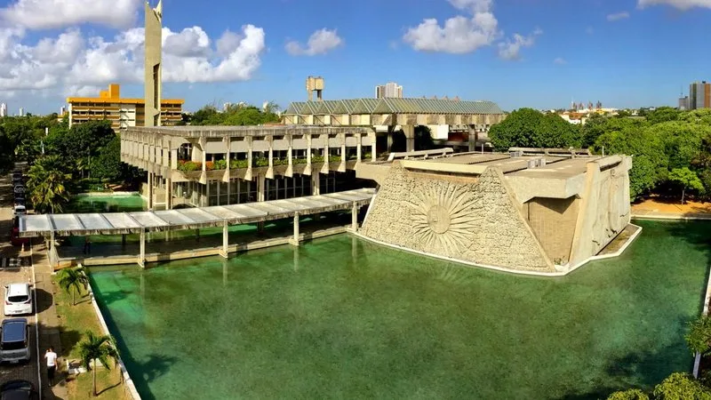 Fachada do campus da UFRN em Natal.