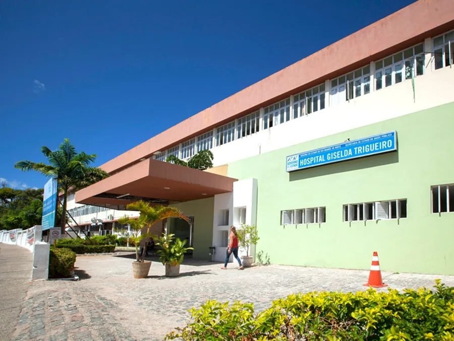 Fachada do Hospital Estadual Giselda Trigueiro em Natal.