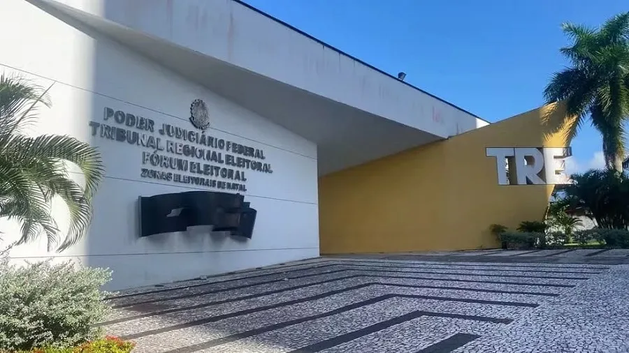 Fachada do prédio do Tribunal Regional Eleitoral do Rio Grande do Norte.