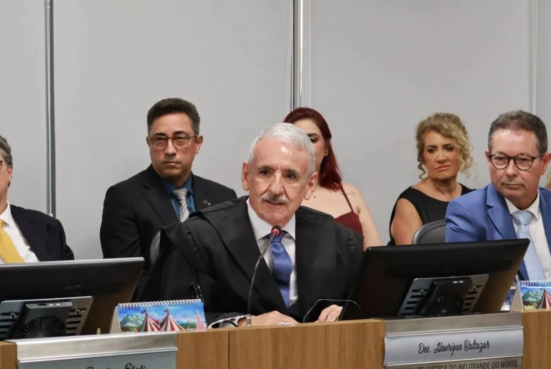 Henrique Baltazar durante solenidade de posse como desembargador do TJRN