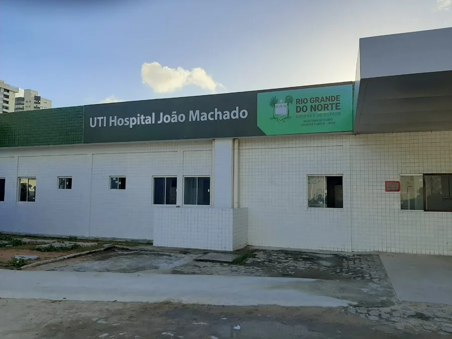Entrada do Hospital Geral Dr. João Machado.