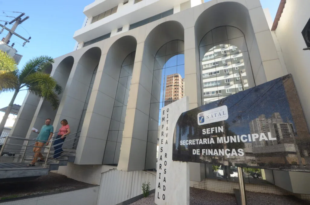 Fachada da Secretaria Municipal de Finanças de Natal