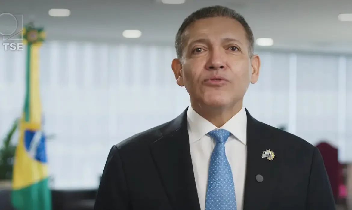 Kassio Nunes Marques, presidente do TSE, discursa sobre a segurança das Eleições 2026.
