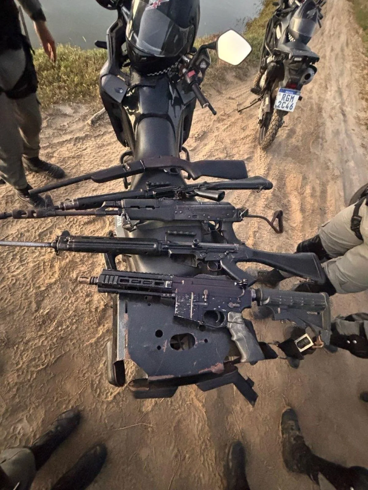 Armas e munições apreendidas pela Polícia Militar em ação na Grande Natal