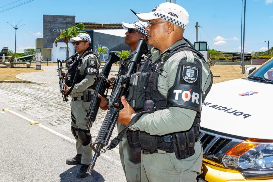 Materiais apreendidos pela Polícia Militar em residência no conjunto Vila Verde.