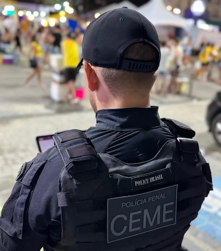 Agentes da Polícia Penal em ação de monitoramento.