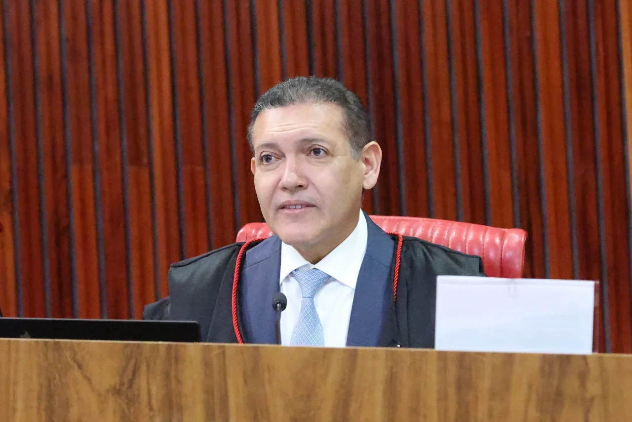 Kassio Nunes Marques discursando no TSE