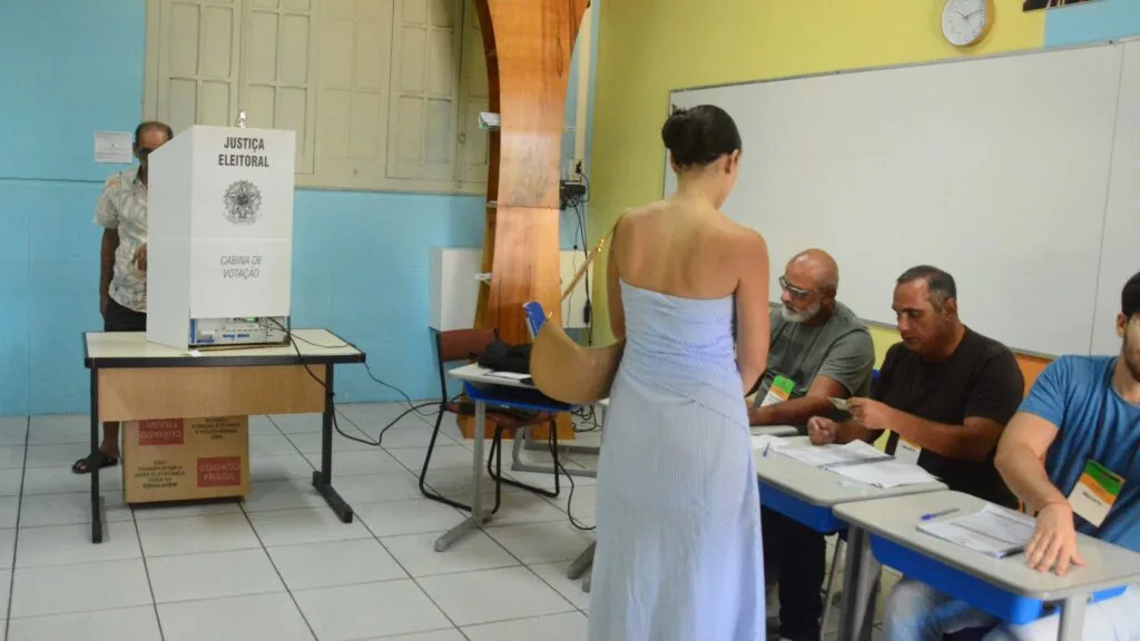 Local de votação em Natal neste domingo 25, dia do segundo turno para governador e presidente