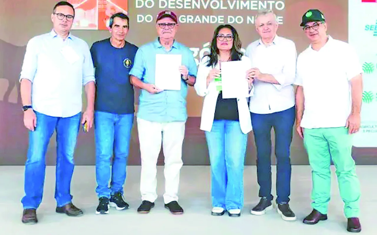 Assinatura de protocolo entre Sebrae-RN e Ministério da Agricultura e Pecuária.