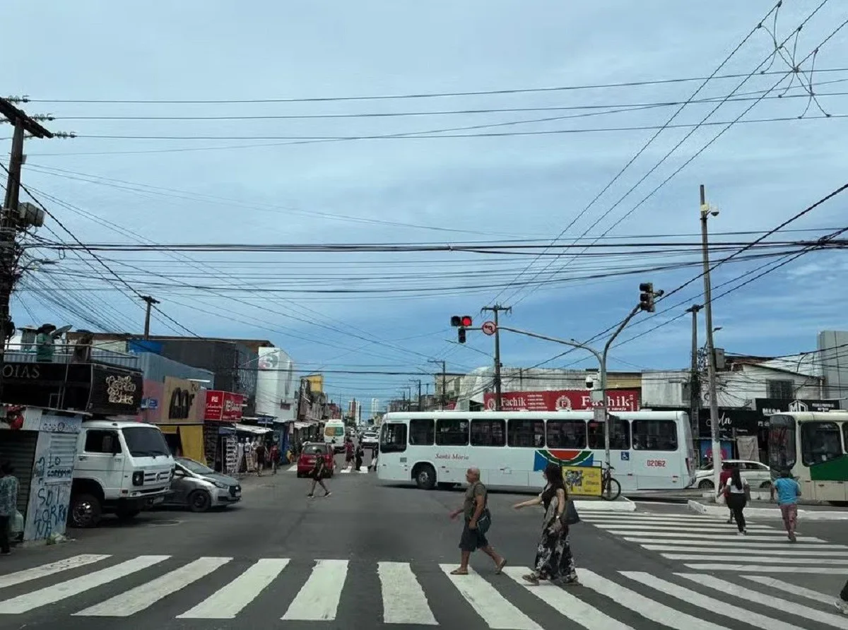 Movimentação em área comercial de Natal.