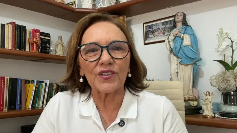Senadora Zenaide Maia durante pronunciamento oficial.